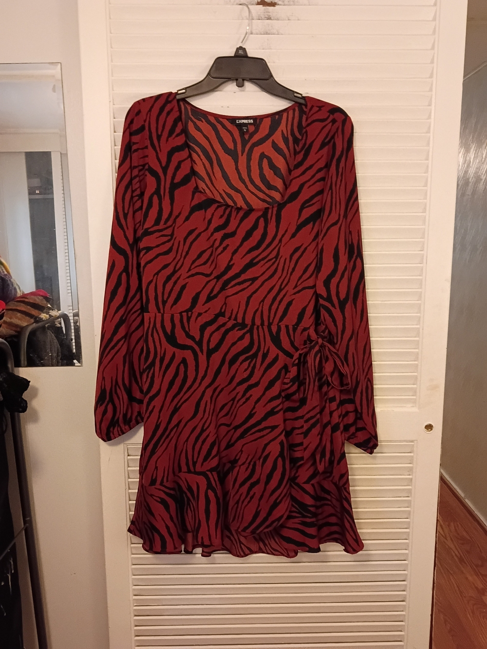 Express Zebra-Print Long-Sleeve Ruffle Mini Dress Rust Color - Picture 2 of 5